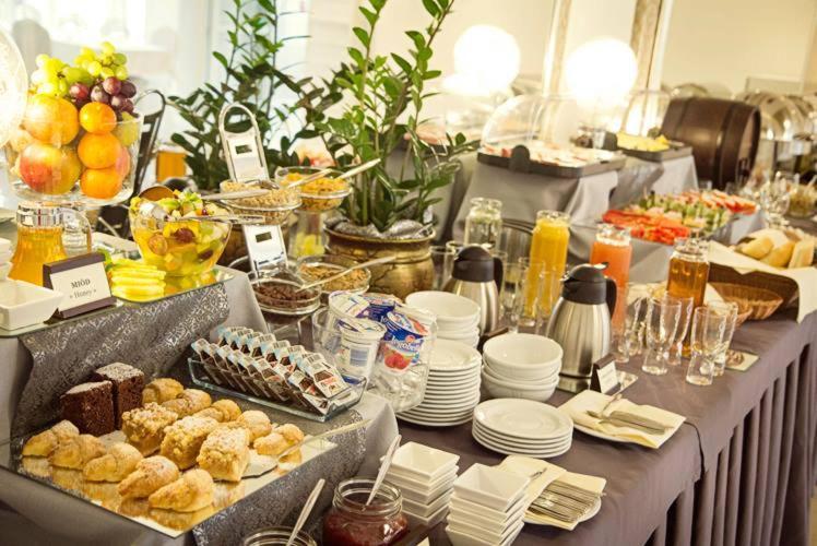 Hotel Miodowy Mlyn Opatów Kültér fotó