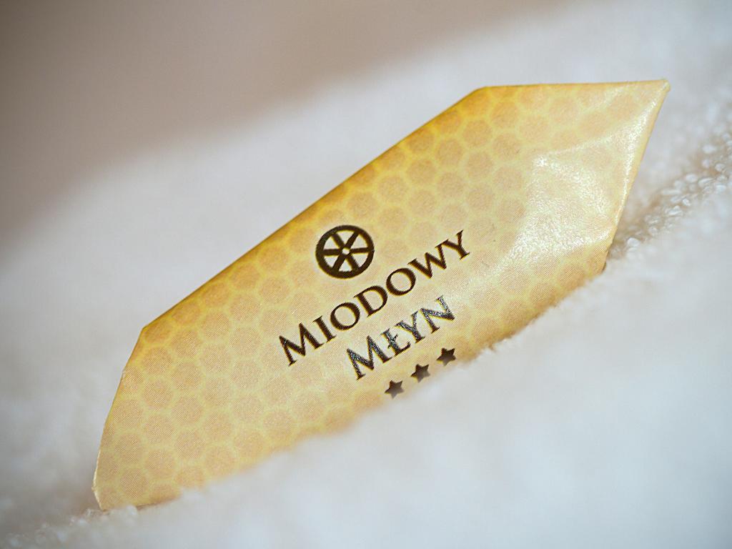 Hotel Miodowy Mlyn Opatów Szoba fotó