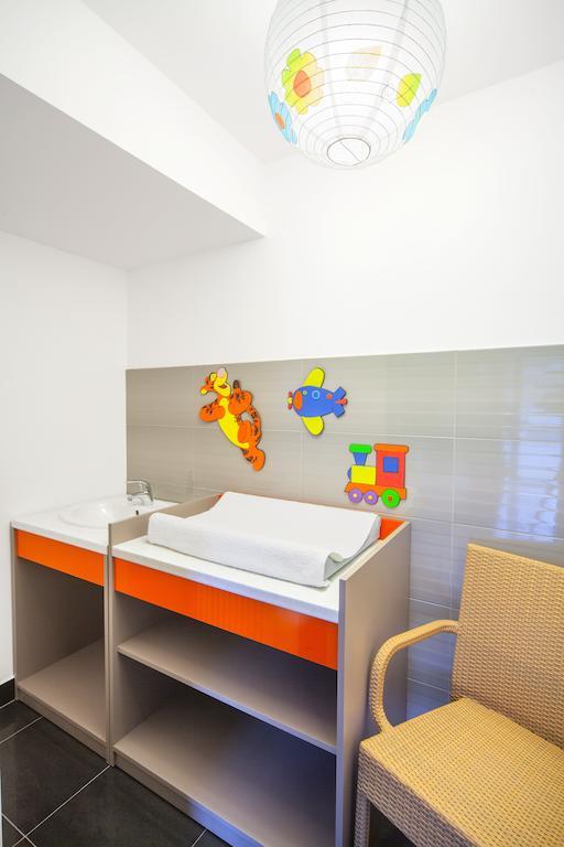 Hotel Miodowy Mlyn Opatów Kültér fotó
